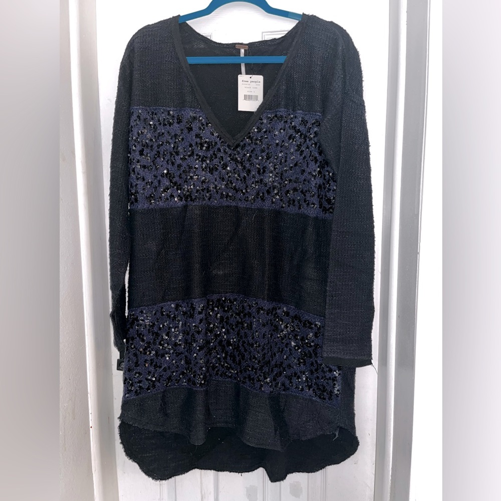Free People - Alpaca/Wool Sequin Sweater in Deep Navy & Black Size Large